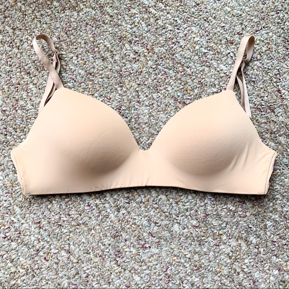 🌸 VICTORIA’S SECRET Wireless Bra